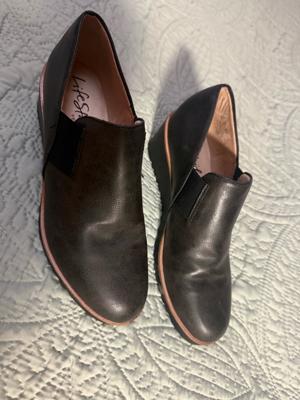 LifeStride Women's Black Wedge Slip-On Loafers